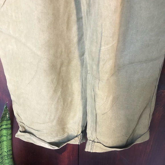 Women’s Free People Olive Cargo Ankle Trouser - Picture 11 of 15